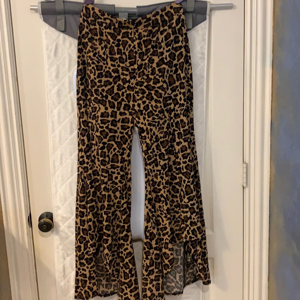 Amazing cheetah print pant